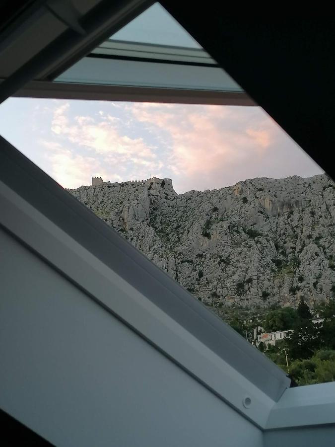 Geek Apartment Omiš Exterior foto