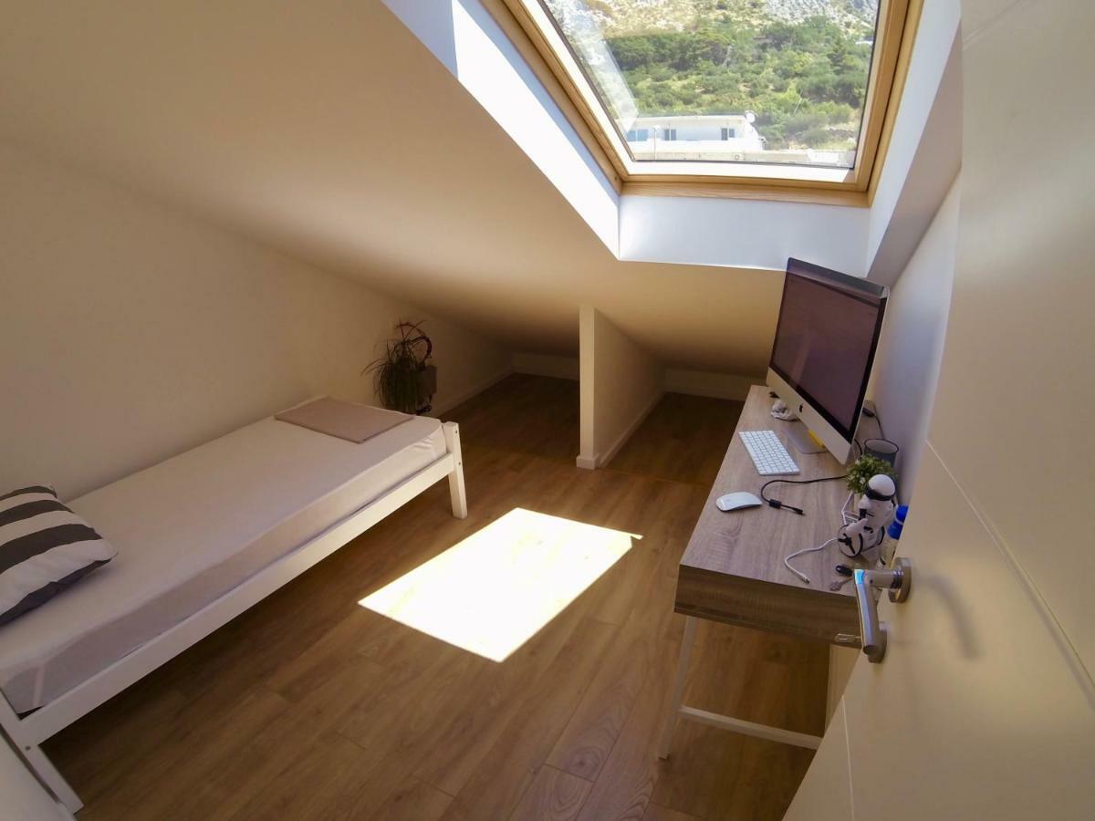 Geek Apartment Omiš Exterior foto